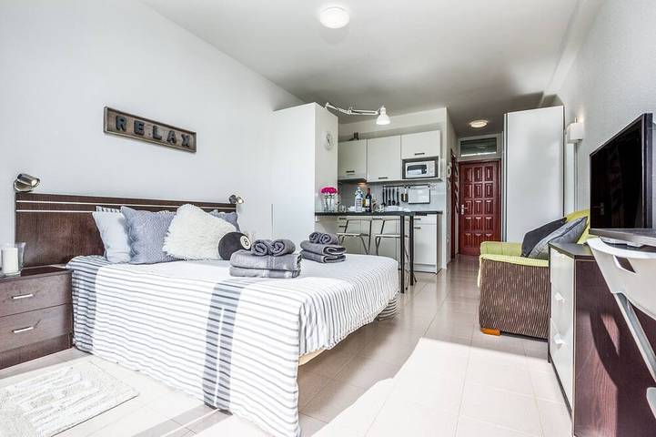 Appartement entier, Incroyable studio de détente avec vue sur la montagne et WIFI haut débit in El Durazno, Puerto de la Cruz