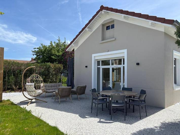 Location de vacances pour 4 personnes, avec jardin et terrasse dans Sainte-Sigolène