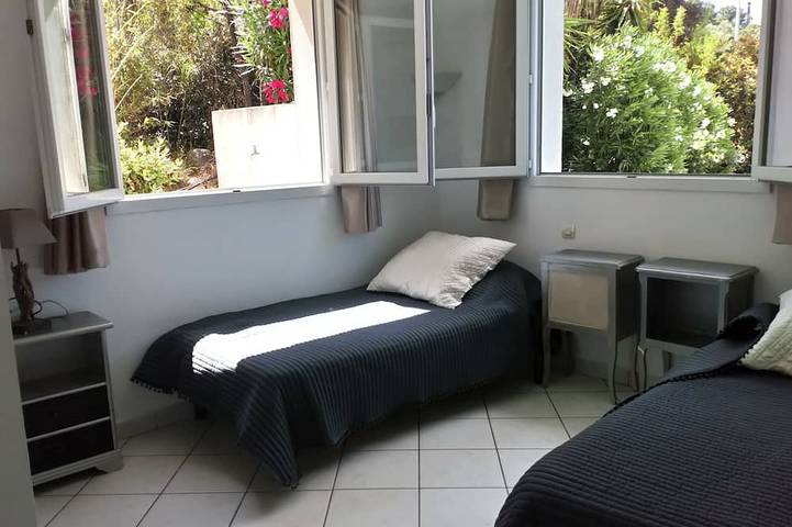 Ste Lucie de Porto Vecchio, self-catered villa with 26 x 13 feet pool in Zonza, Arrondissement de Sartène