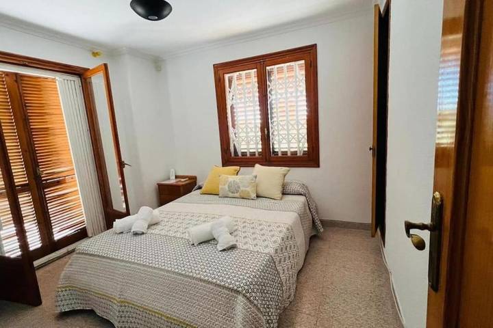 Casa rural para 12 personas, con vistas además de piscina y jardín en Elche - 4