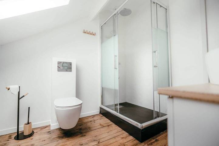 Apartamento entero, Duplex 4pers - 100m du Métro - Smarttv - Fibre in Wazemmes (Lille), Lille