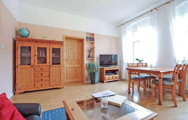 Ganze Ferienwohnung, Gemütliches Appartement am Wasser mit Terrasse, Parkplatz und Internet, Malchow in Malchow, Fleesensee