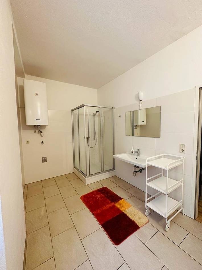 Ganze Ferienwohnung, Wohnung mit einem Schlafzimmer mit Trennwand in Graz, Steirerland