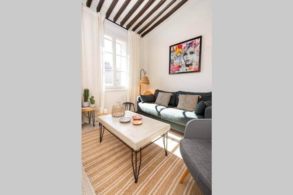 Appartement entier, Le Ravissant - 50m du Port - très calme in Cassis, Parc national des Calanques