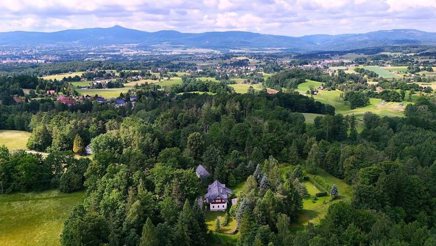 Ferienhaus für 2 Personen, mit Terrasse und Whirlpool sowie Garten und Sauna in Liberec - 2