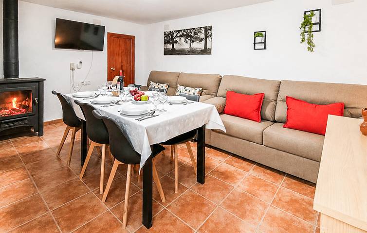 Ferienwohnung mit Panoramablick, Pool und Terrasse, in der Nähe von Sabariego in Alcaudete, Sierras Subbéticas
