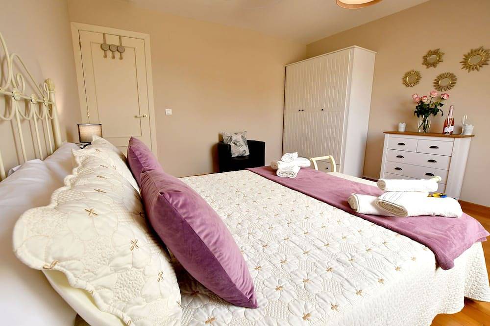 Apartamento entero, ⭐Piso En Mondariz Balneario Edificio Historico A 30 Min Luces De Vigo Vigo⭐ in Mondariz-Balneario, Provincia de Pontevedra