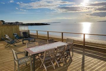 Gîte pour 8 personnes, avec jardin et balcon dans Plage de l'Anse du Goerem