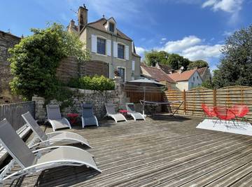 Gîte pour 4 personnes, avec terrasse, animaux acceptés à Montbard