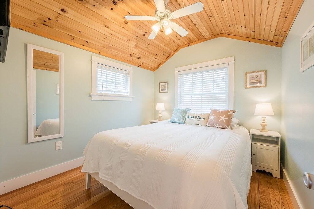 Relaxing Getaway with Town Beach Access in Westerly, Washington County (RI)