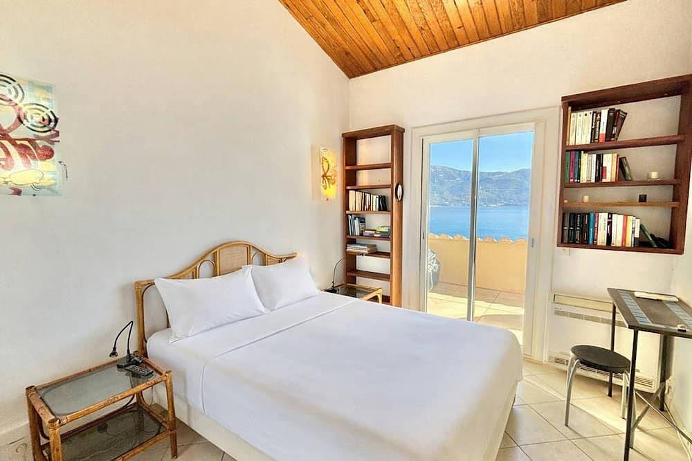 Appartamento intero, Apartment with stunning sea view - 4 guests in Casaglione, Ajaccio e dintorni