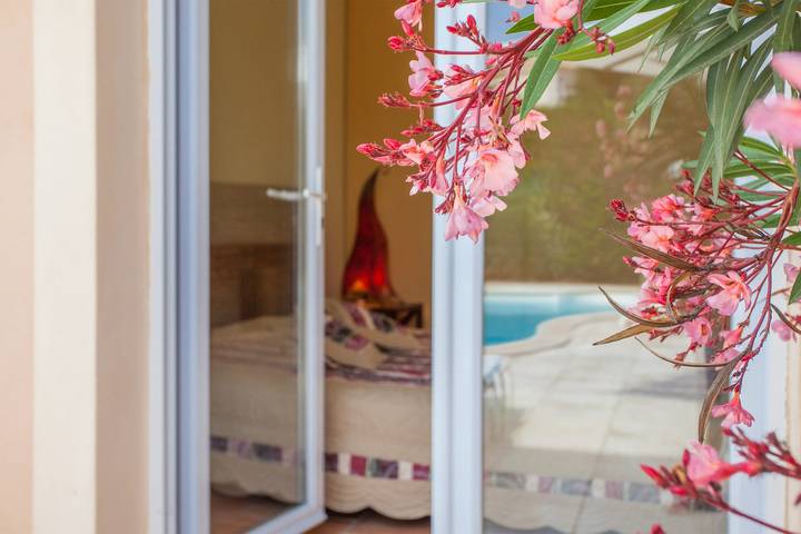 Villa pour 8 personnes, avec piscine ainsi que jardin et terrasse à Calvi - 2