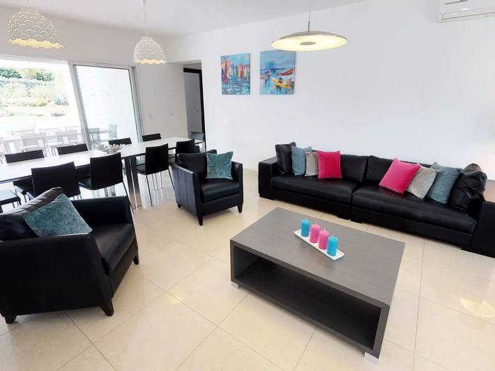 Villa pour 10 personnes, avec piscine ainsi que jardin et sauna à Calvi - 2