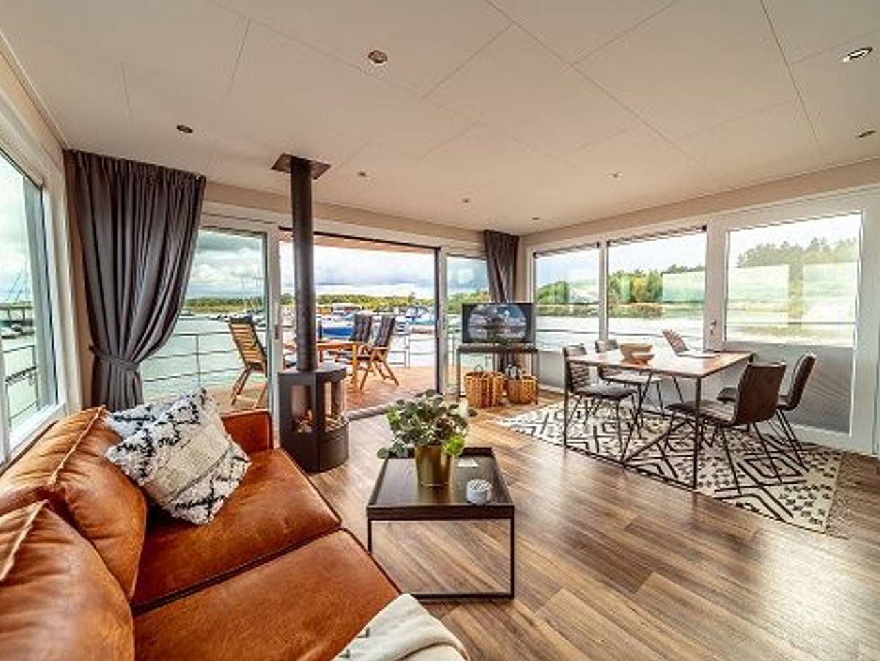 Hausboote Marina Kröslin in Kröslin, Vorpommern