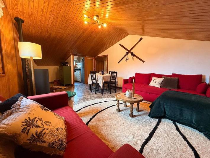 Gîte pour 4 personnes, avec vue à Vilallonga de Ter