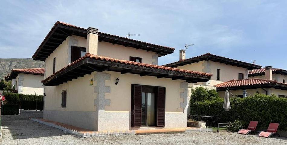 Apartamento de vacaciones para 9 personas, con terraza y vistas, Se admiten mascotas en Sierra Norte - 4