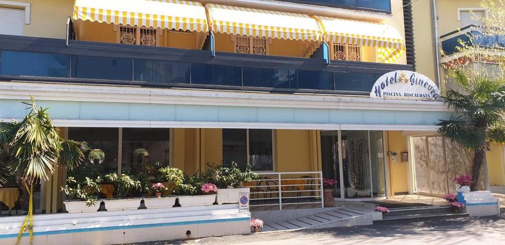 Hôtel pour 2 personnes, avec piscine et balcon à Riccione - 4