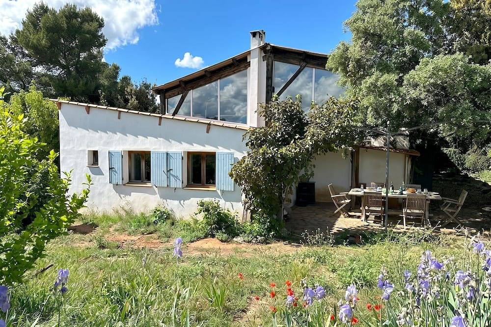 Guest house immersed in nature with horses and donkeys in Jouques, Aix-en-Provence und Umgebung