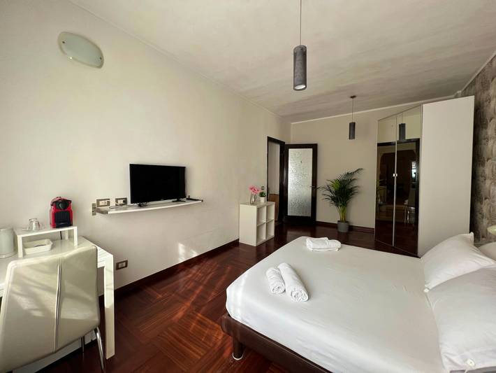 Guest House Seveso 40 - Stanza 6 in Milan, Milan Province