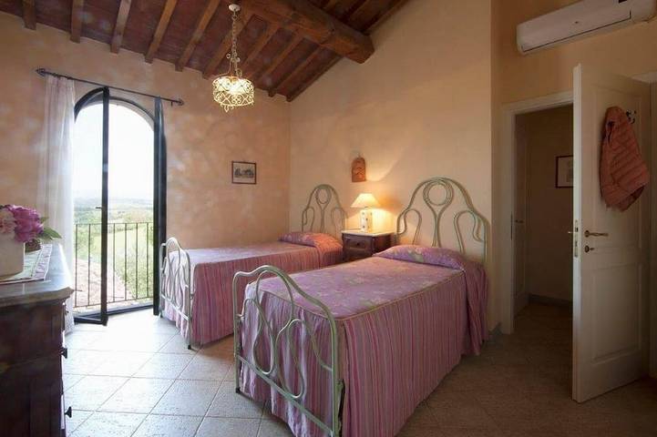 Apartamento entero, Bodega, complejo vacacional, piscina en el corazón de la Toscana. Colomba in Montelupo Fiorentino, Provincia de Firenze