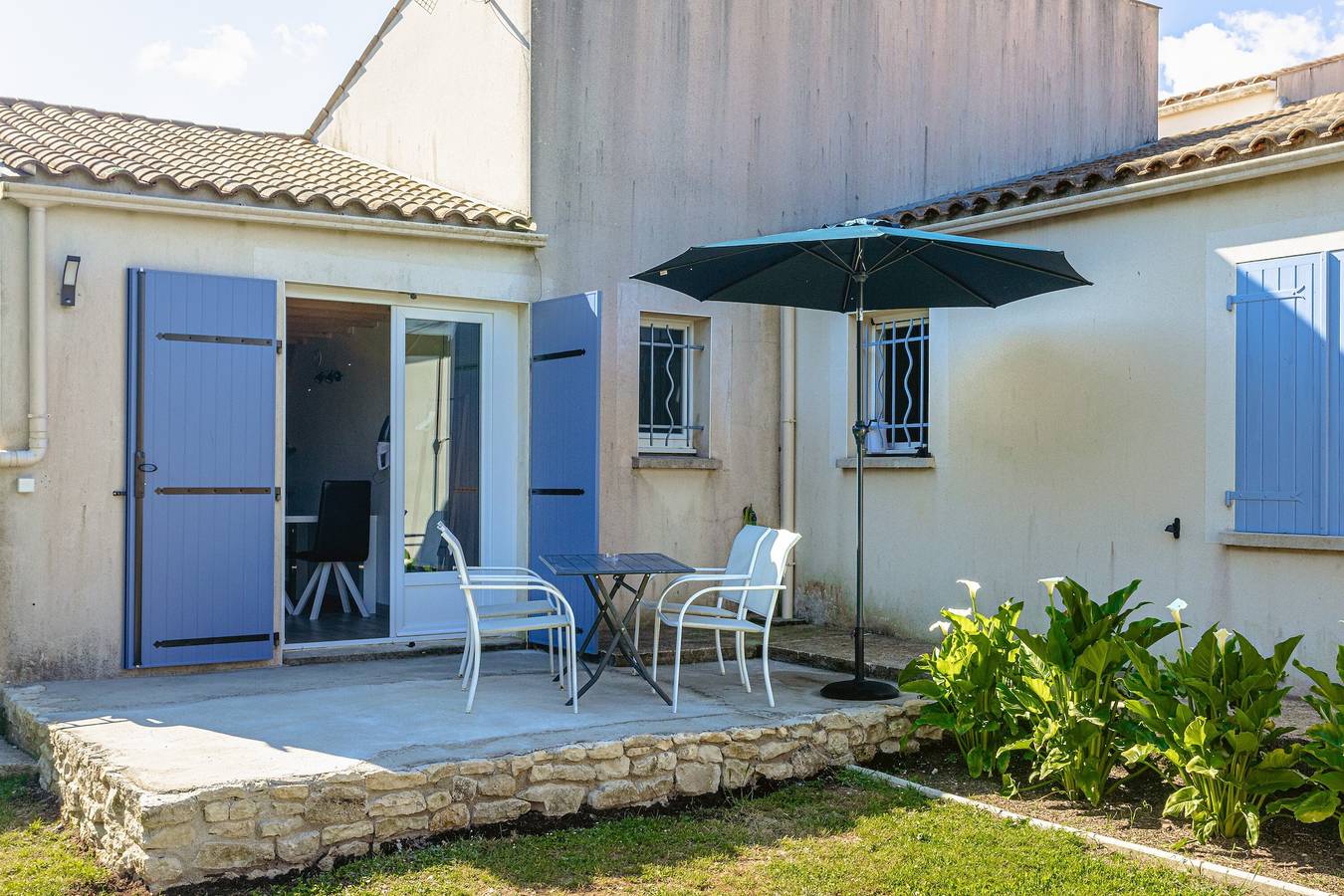 Location De Vacances pour 5 Personnes dans Breuil-Magné, Région de Rochefort