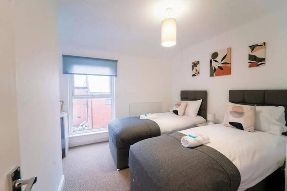 Ganze Wohnung, Central Wigan Corporate Apt | Long Stays | Super Fast Wi-Fi & Fully Equipped in Wigan, Greater Manchester