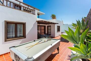 Holiday Rental for 6 People in Mojones, Tías, Photo 2