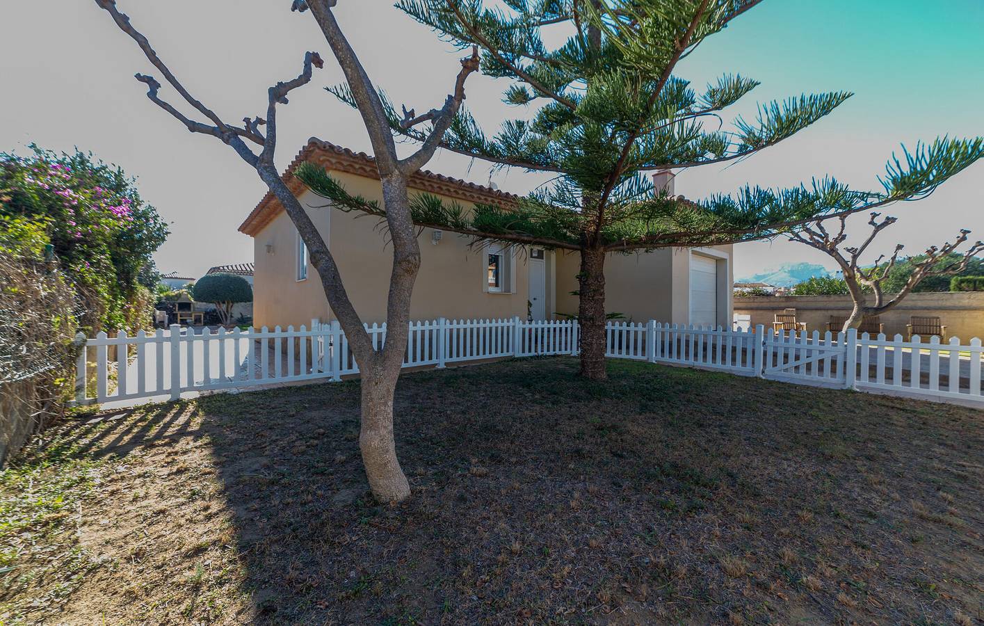 Acogedor apartamento de 90m2: Aparcamiento, AC, Parrilla, WiFi, 1,5 km de Cala Misteri in Montroig, Costa Dorada