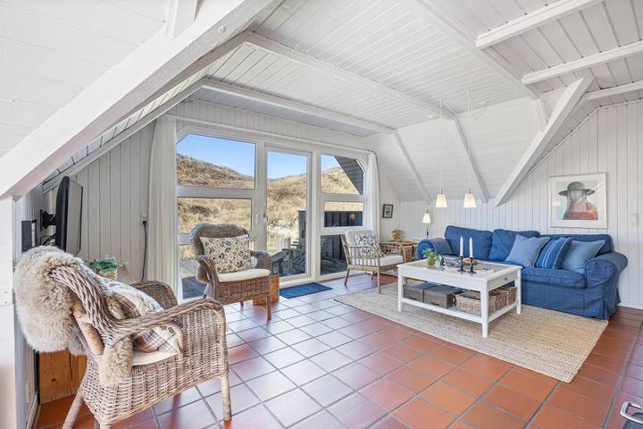 Idyllisch gelegenes Reetdachhaus mit Sauna und Kamin in Skodbjerge, Hvide Sande