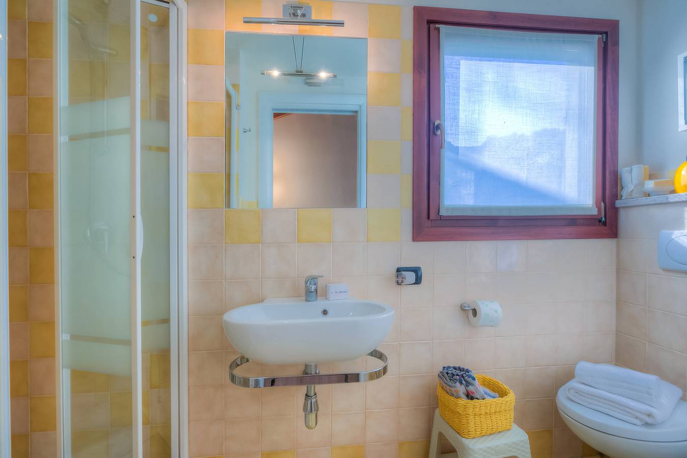 La Piccola Casa Dell'Uva Fragola in Meina, Comune di Meina