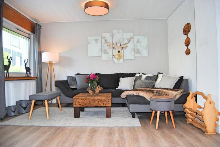 Location de vacances pour 8 personnes, avec Terrasse ainsi que Jardin et Vue à Boos