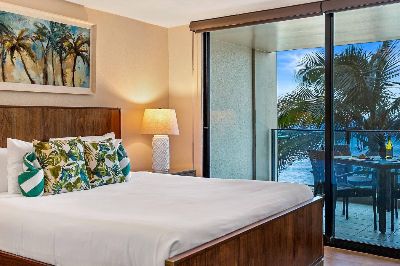 Entire apartment, Mahana 307 in Lahaina in Kaanapali, West Maui