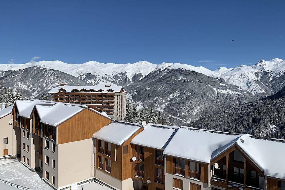 Apartamento entero, Couchevel 1650 (Moriond), cómodo apartamento para el ocio de invierno y verano. in Courchevel 1650 (Moriond), Saint-Bon-Tarentaise