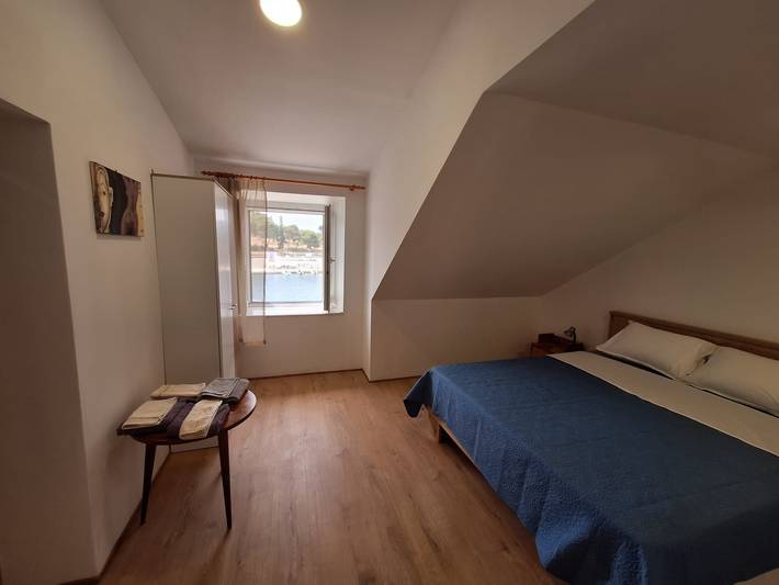 Ganze Wohnung, Apartments Neptun in Maslinica, Solta