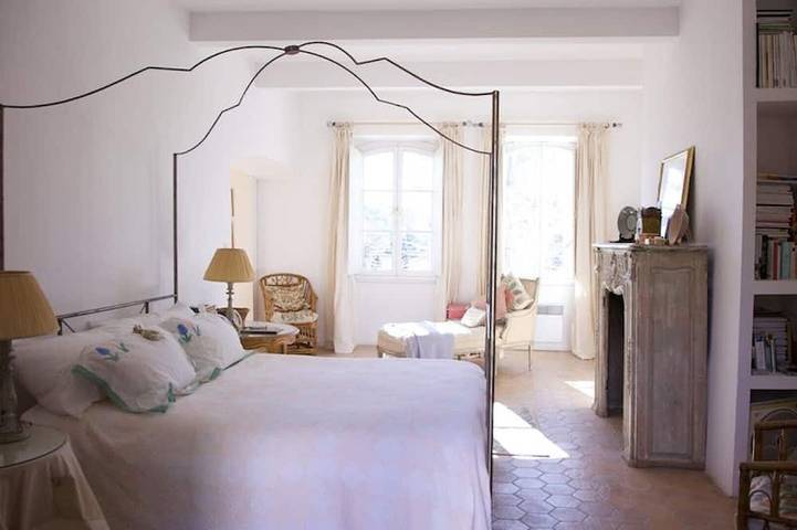 Location de vacances pour 17 personnes, avec terrasse et jardin à Carnoules - 2