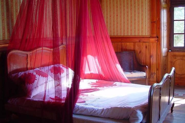 Château pour 30 personnes, avec jardin ainsi que jacuzzi et piscine en Ardèche - 2