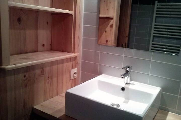 Chalet pour 4 personnes, avec balcon et jardin, animaux acceptés à Cordon - 3