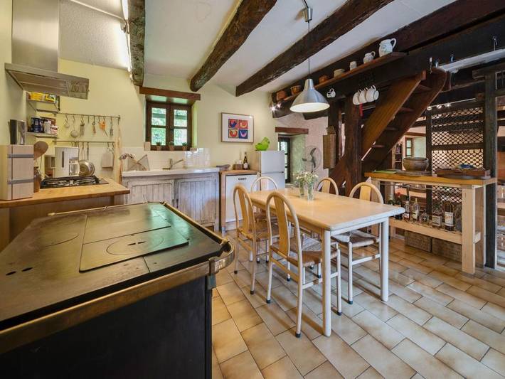 Location de vacances pour 6 personnes, avec Jardin et Piscine à Brandonnet - 4