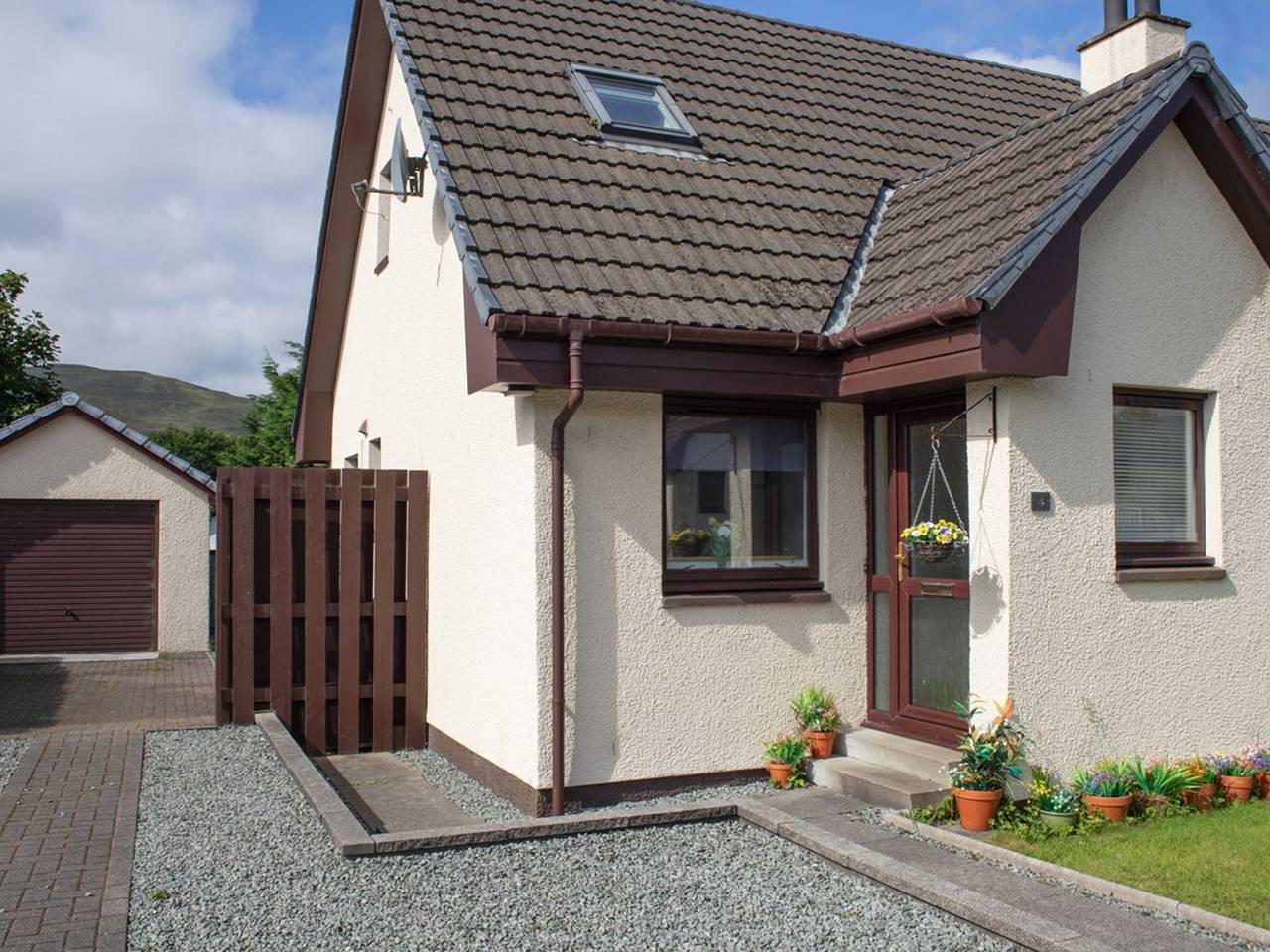 4 Storr Place in Portree, Highlands