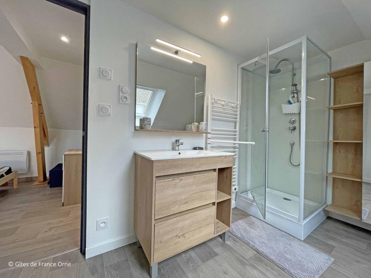 Gîte lumineux avec jardin, animaux acceptés, Wifi in Saint-Pierre-du-Regard, Région d'Argentan