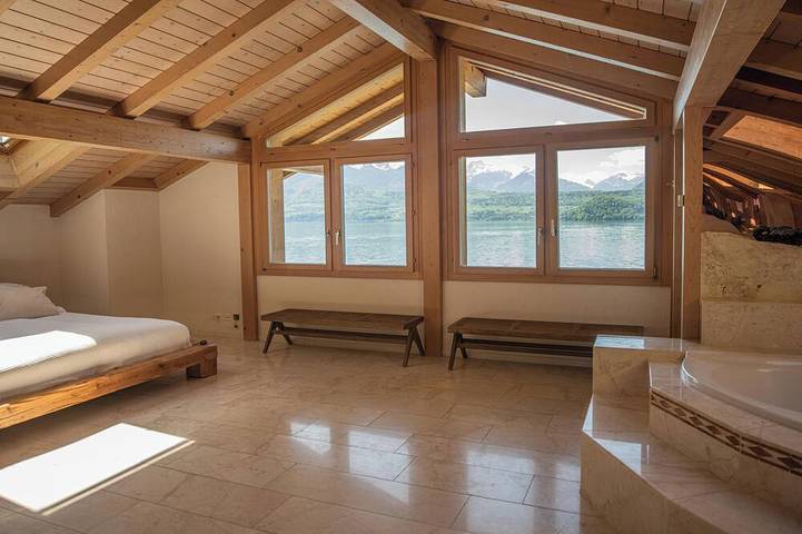 Chalet für 4 Personen, mit Whirlpool und Balkon in der Schweiz - 3