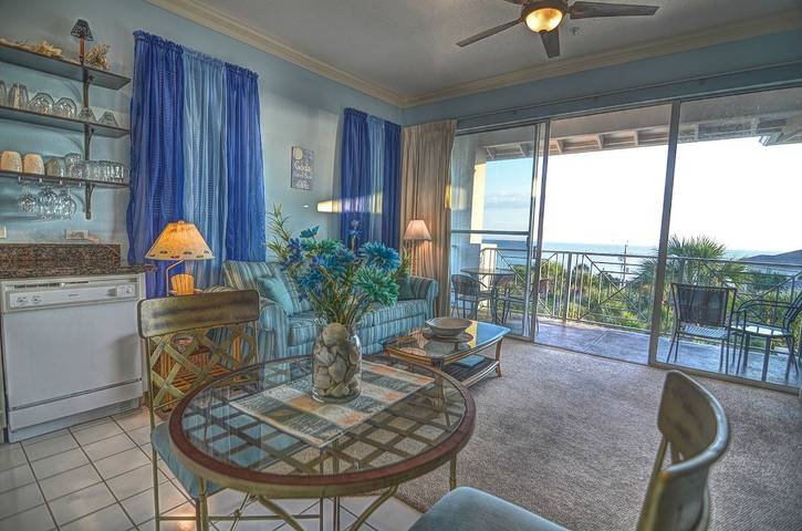 Vacation rental for 6 people, with balcony and pool in Santa Rosa Beach