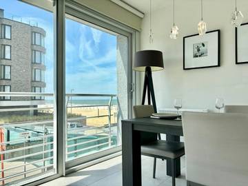 Gîte pour 4 personnes, avec vue et balcon dans Saint-Idesbald