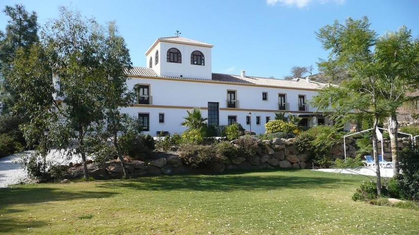 Casa rural para 20 personas, con Balcón y Terraza además de Jardín y Piscina en Almogía - 2