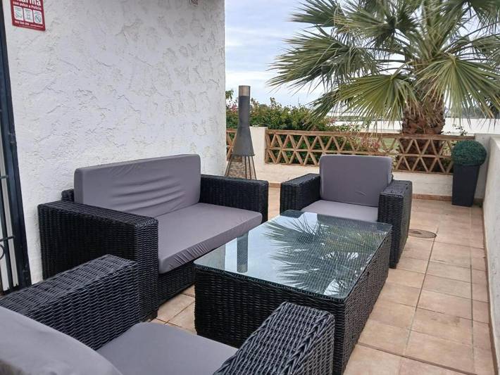 Apartamento para 4 personas, con Balcón y Terraza además de Piscina y Vistas en Palomares