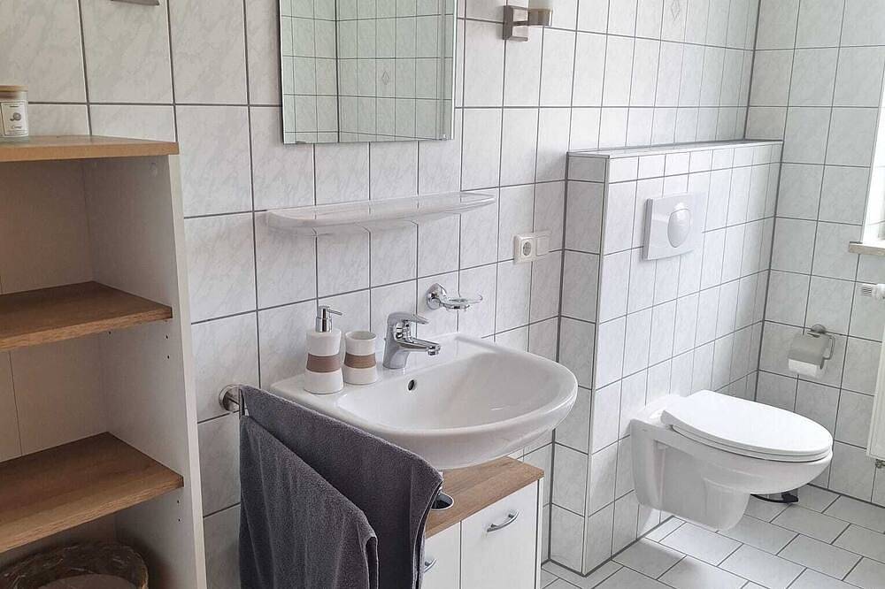 Ganze Wohnung, Ferienwohnung 60qm mit Tageslichtbad in Nittenau, Ostbayern