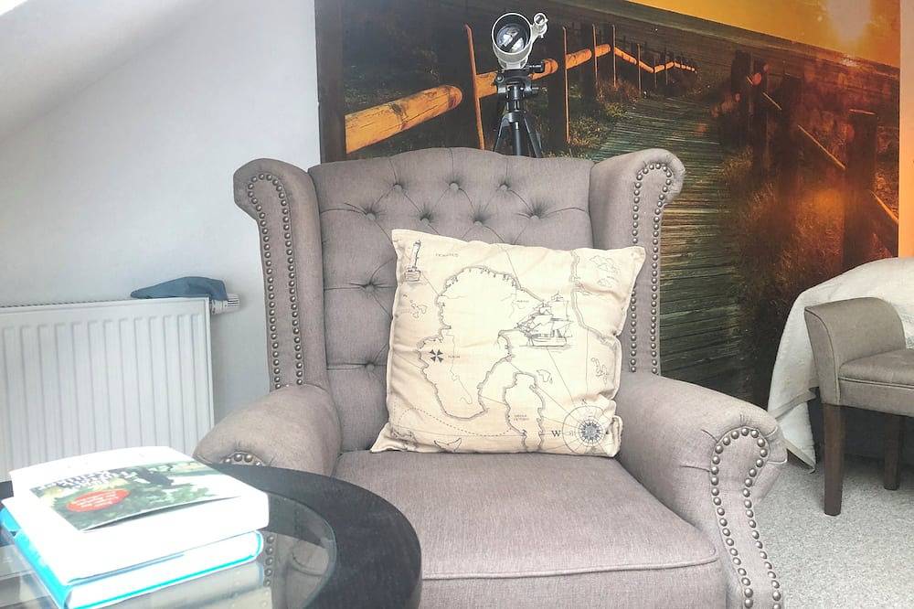 Fleetenrausch: Idyll direkt am Wasser mit viel Ruhe und Weitblick an der Nordsee in Neufeld, Nordseeküste