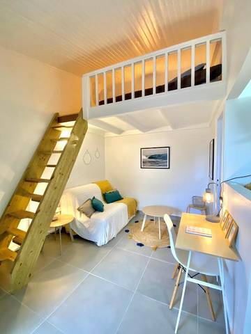Gîte pour 4 personnes, avec terrasse dans Anse l'Etang