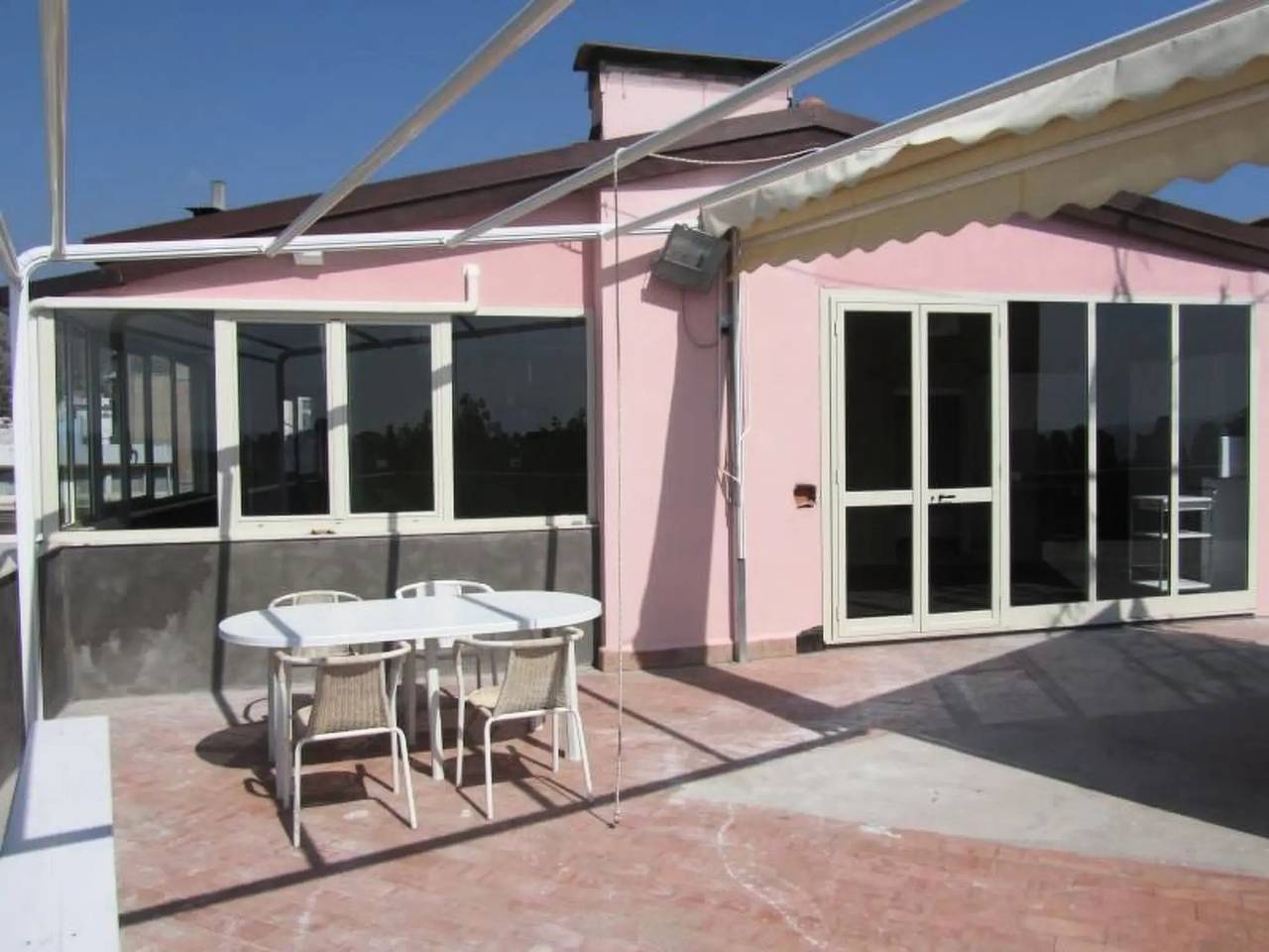 Apartamento entero, 5 estancias 8 Personas in Schisò, Giardini-Naxos