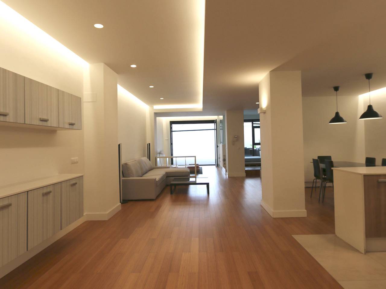 Entire apartment, Loft Villalonga in Benimaclet, Valencia